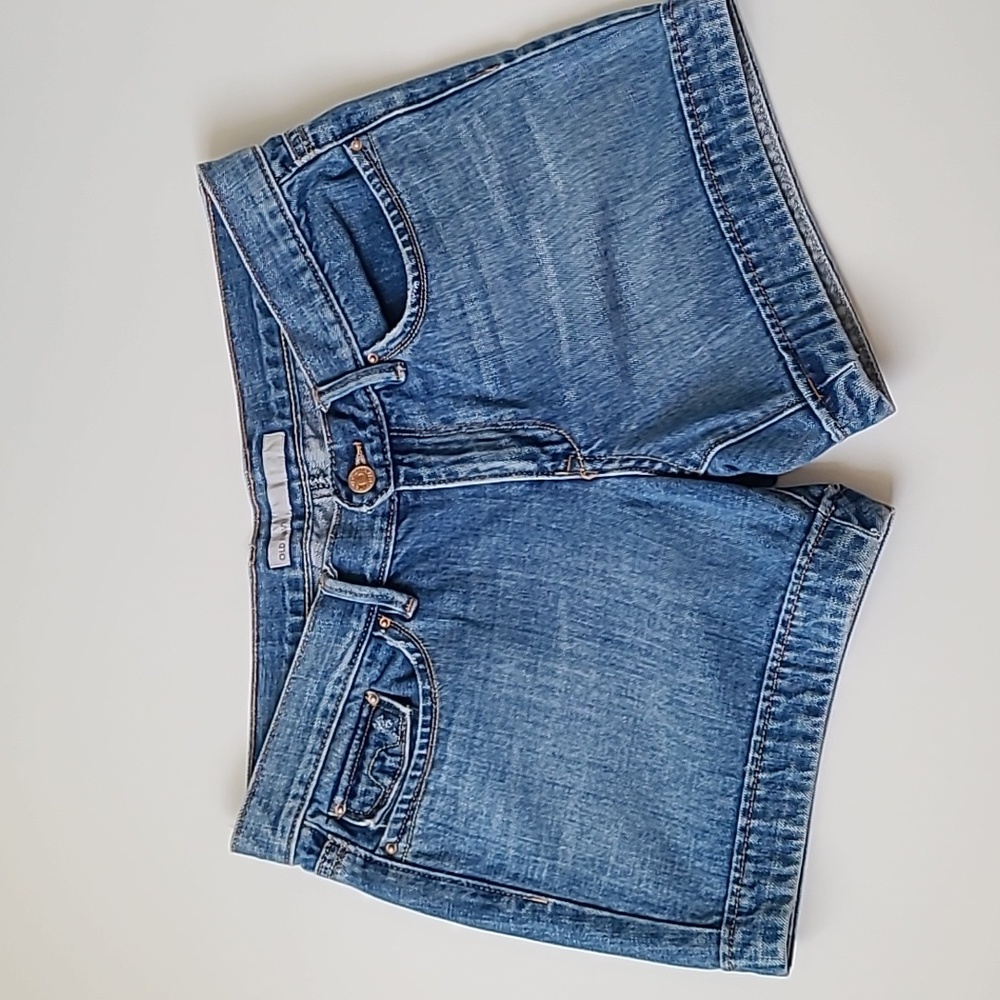 Old navy denim shorts sz 8